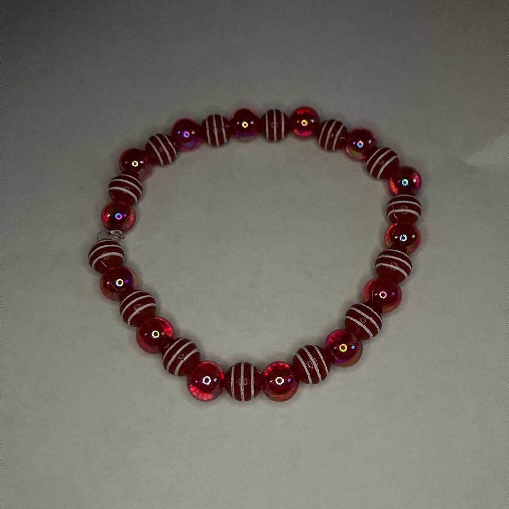 Elegant Red Beaded Bracelet